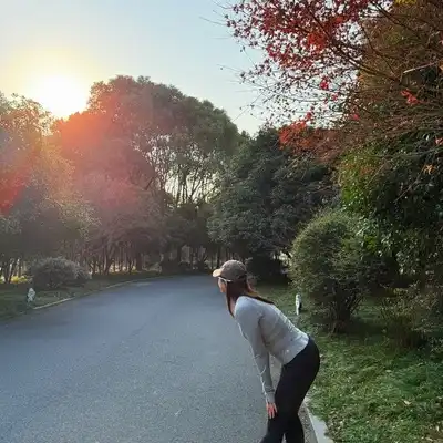 薛华